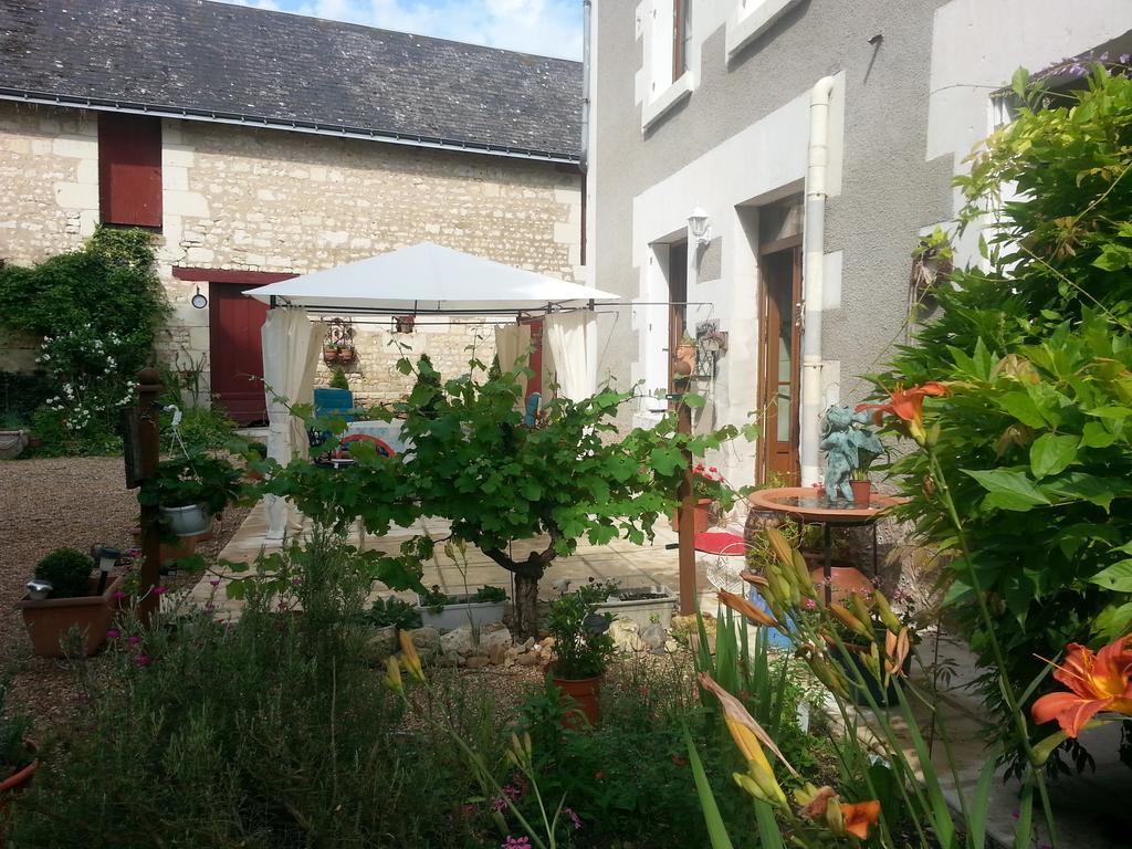 La Cle Des Jardins Bed and Breakfast Nouâtre Eksteriør billede